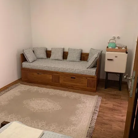 Apartment Szazesztendos Reveszhaz