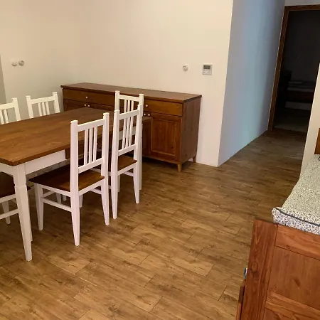 Szazesztendos Reveszhaz Apartment *